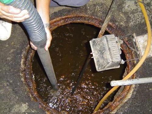 柯坪隔油池清理