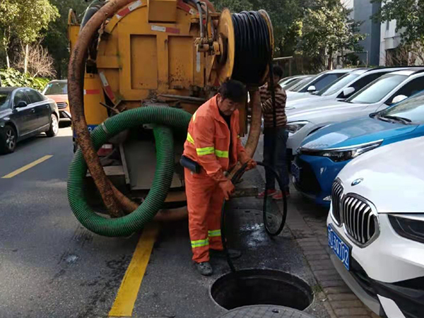 柯坪排污管道清淤